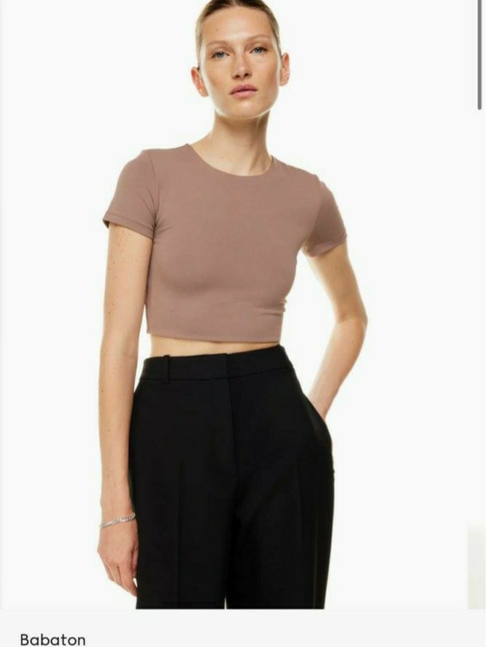 Aritzia Contour Crew Cropped T-Shirt, size XS-S